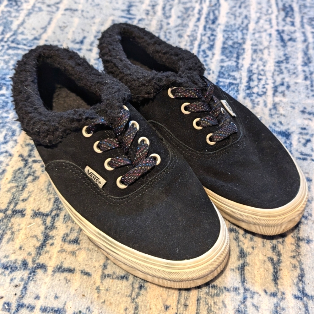 Black CozyHug Authentic Vans